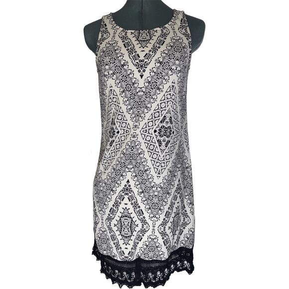 Maurices mini slip dress Crochet hem black & cream sleeveless Women's size XS - Picture 1 of 8